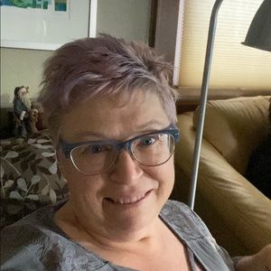 Meet your Posher, Christine